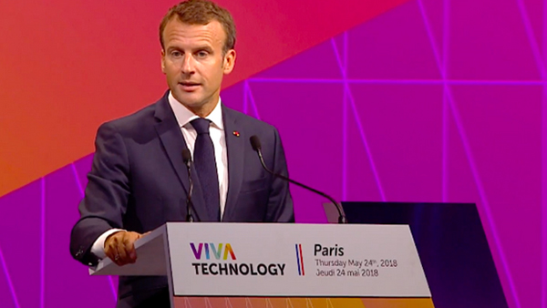 Blog - Photography of Emmanuel Macron who speak at VivaTech 2023. BOOCLE
