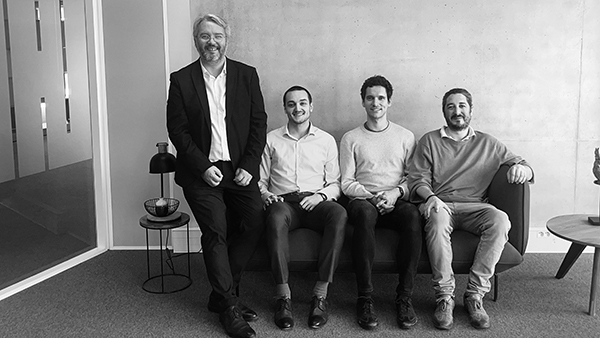 Blog - Real Photography of the Incuballiance group pormotion in 2023 - Genesis Lab (no one have survive). BOOCLE