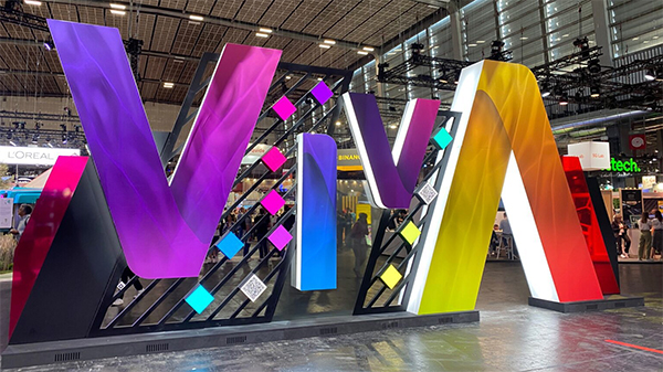 Blog - Real Photography of Viva Tech giant letters in 2023. BOOCLE